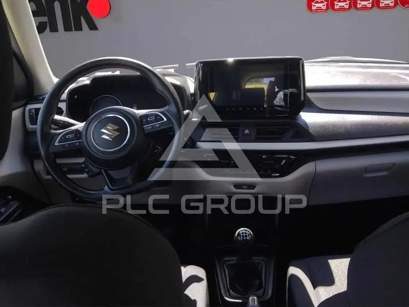 2025 Suzuki SWIFT