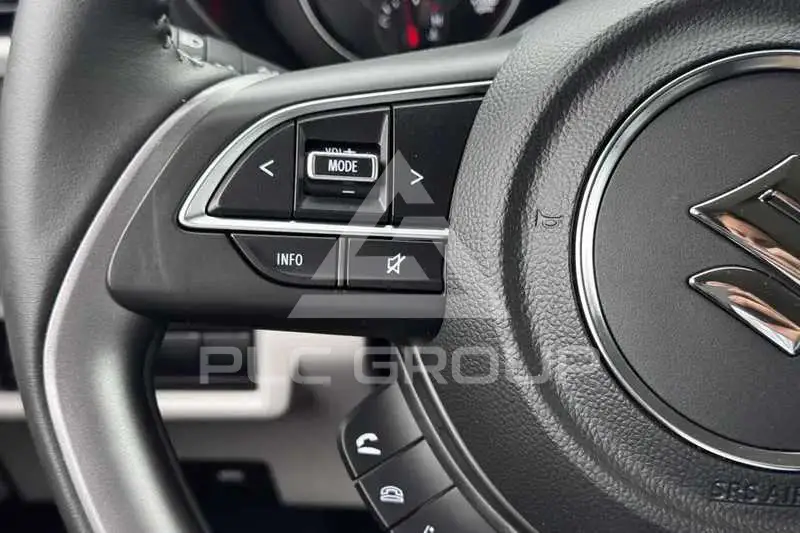 2025 Suzuki SWIFT