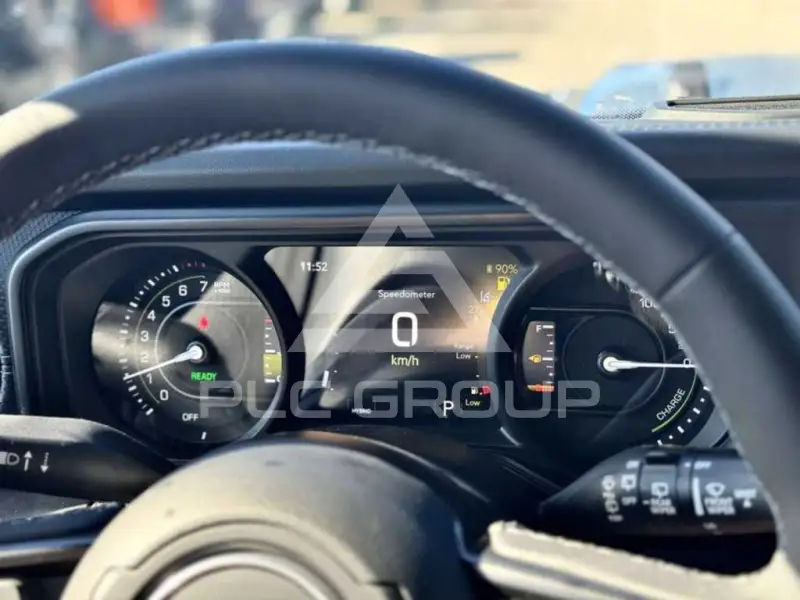 2025 Jeep WRANGLER