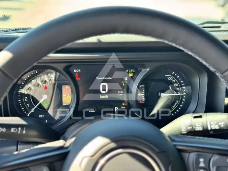 2025 Jeep WRANGLER