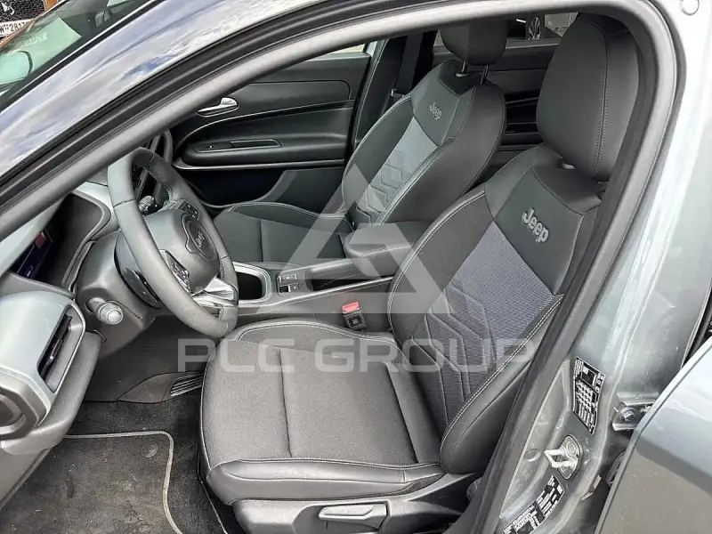 2025 Jeep Avenger