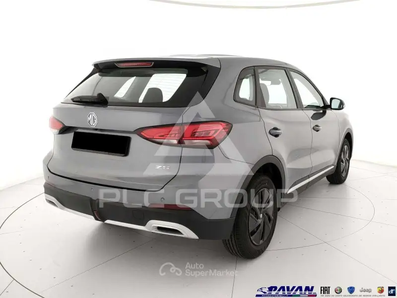 2025 MG ZS