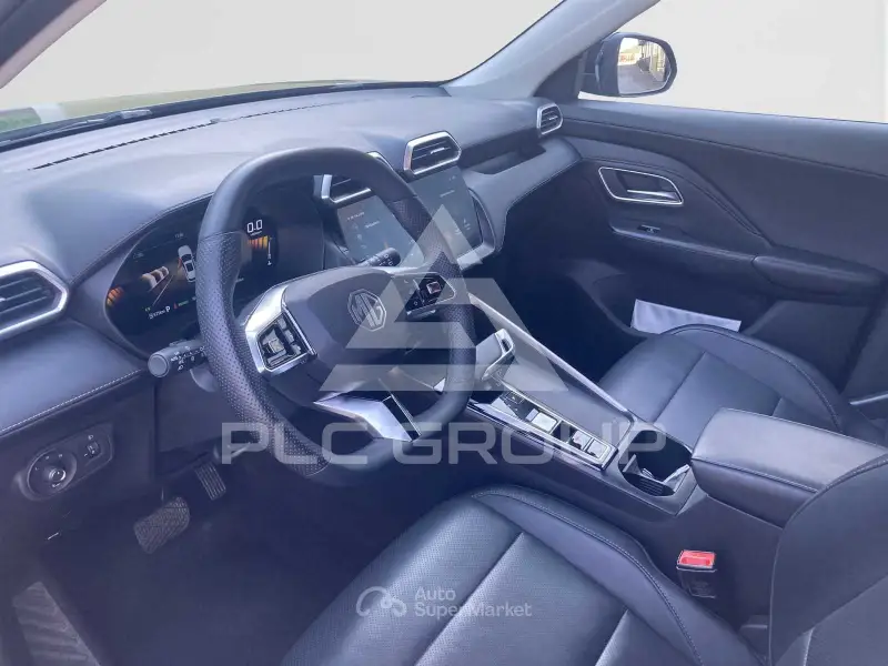 2025 MG ZS