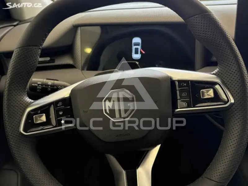 2025 MG ZS