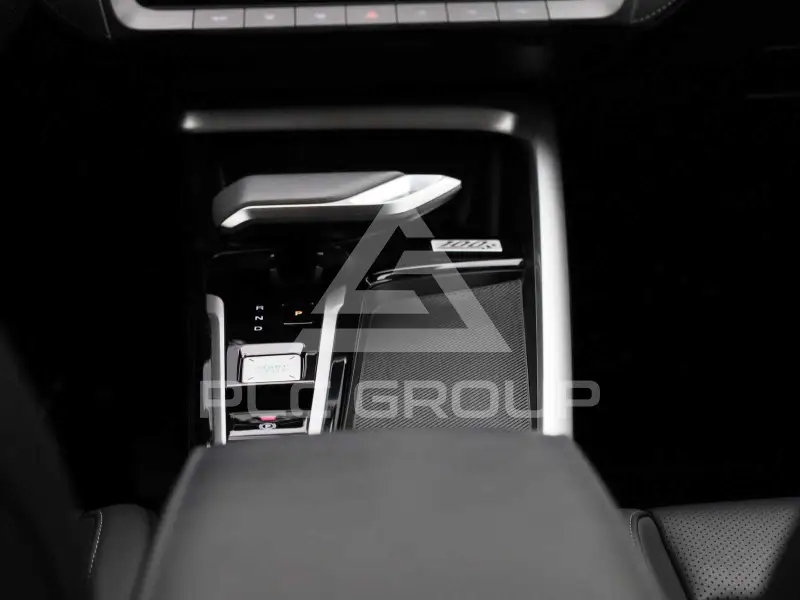 2025 MG ZS