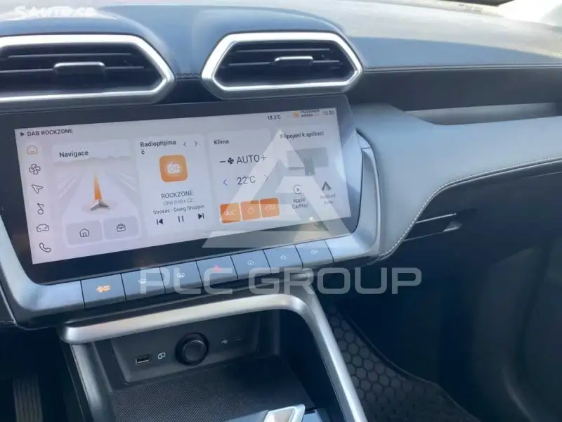 2025 MG ZS