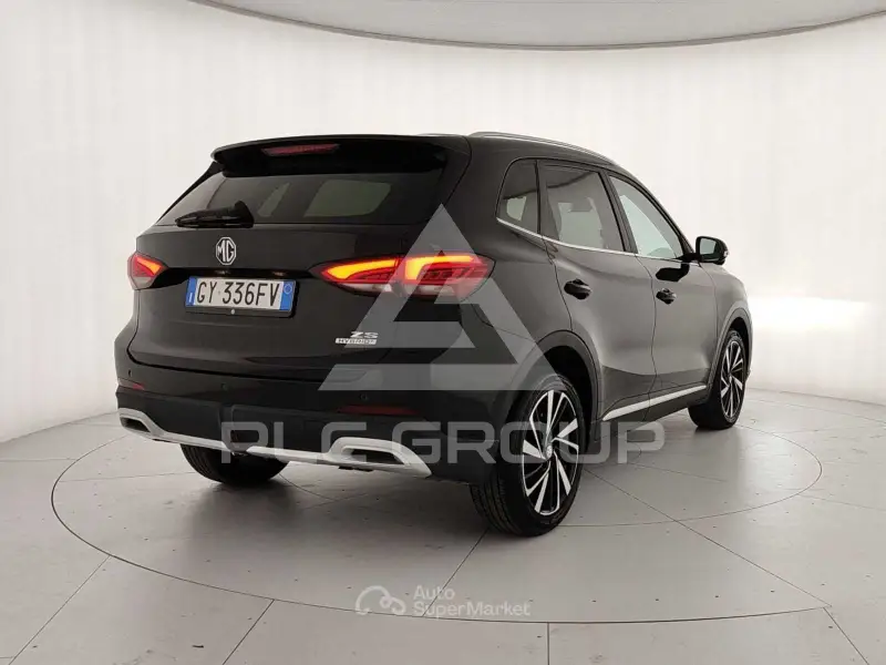 2025 MG ZS