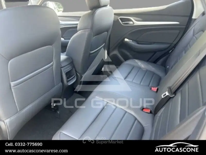 2025 MG ZS