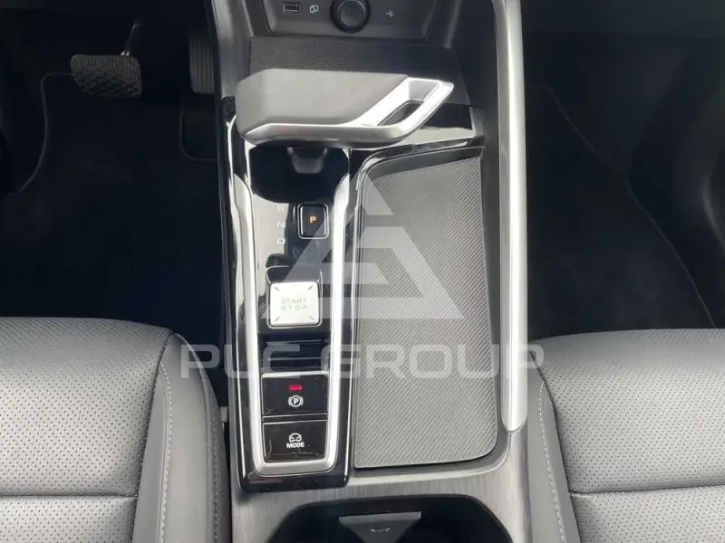 2025 MG ZS
