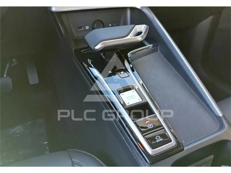 2025 MG ZS