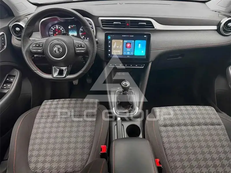 2025 MG ZS