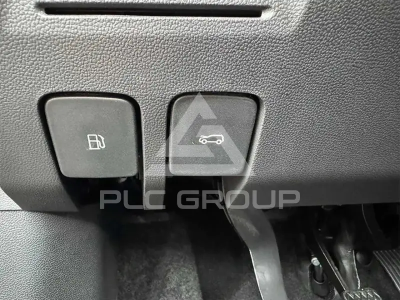 2025 MG ZS