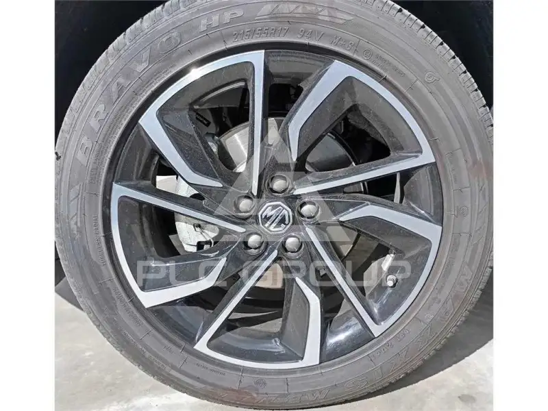 2025 MG ZS