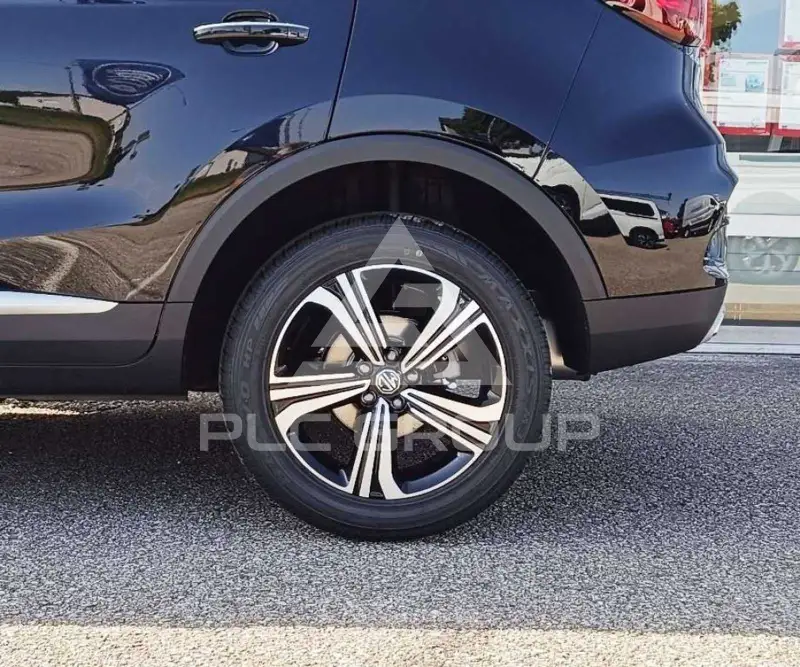 2025 MG ZS