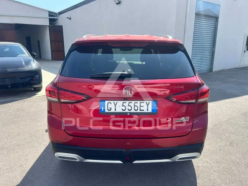 2025 MG ZS