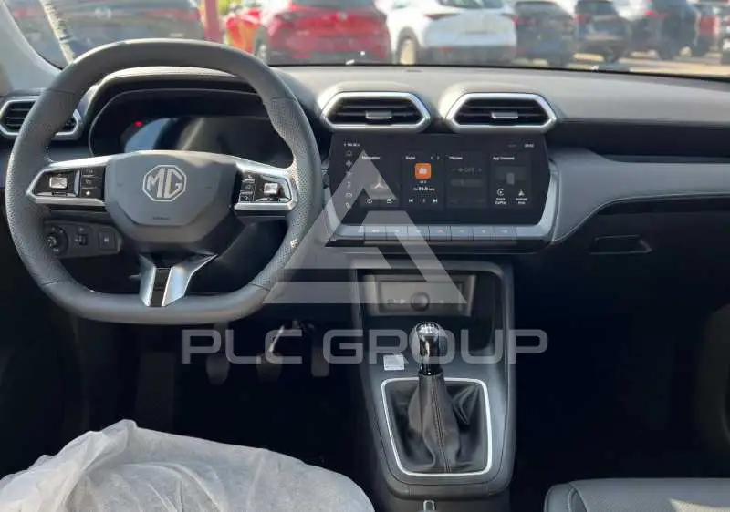 2025 MG ZS