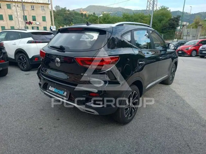 2025 MG ZS