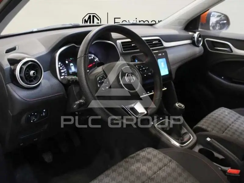 2025 MG ZS