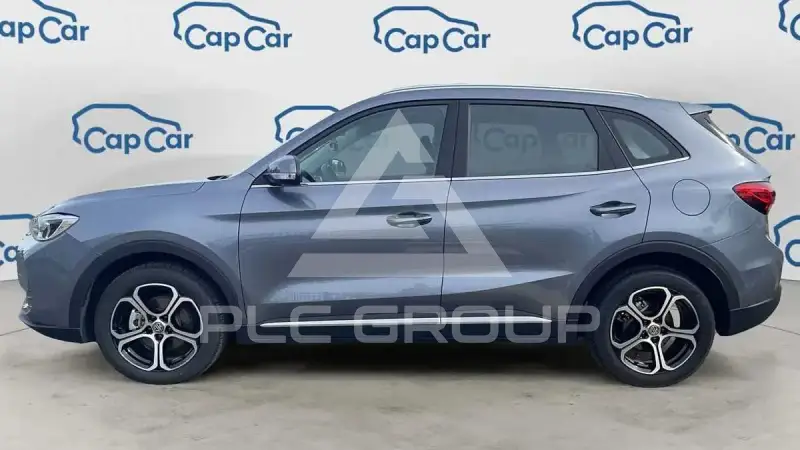 2025 MG ZS