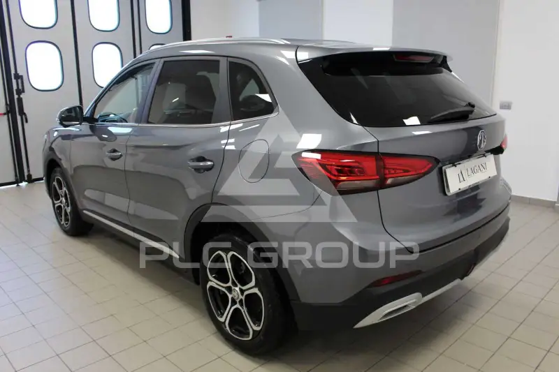 2025 MG ZS
