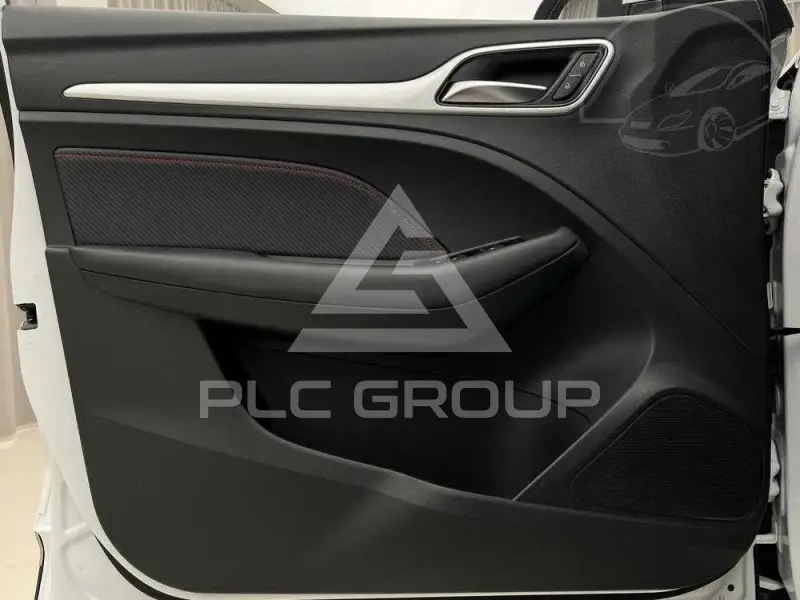 2025 MG ZS