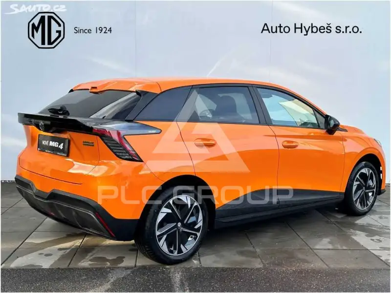 2025 MG MG4