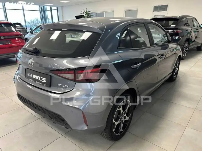 2025 MG MG3