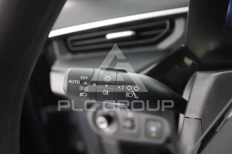 2025 MG MG3