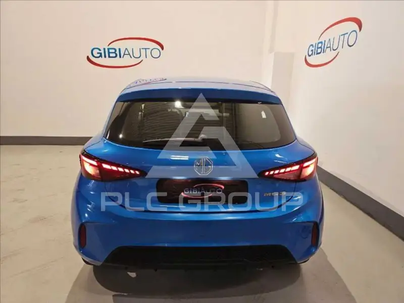 2025 MG MG3