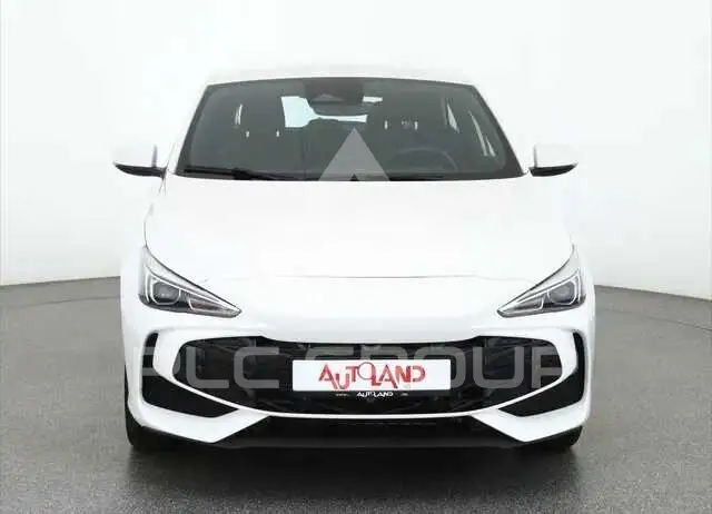 2025 MG MG3