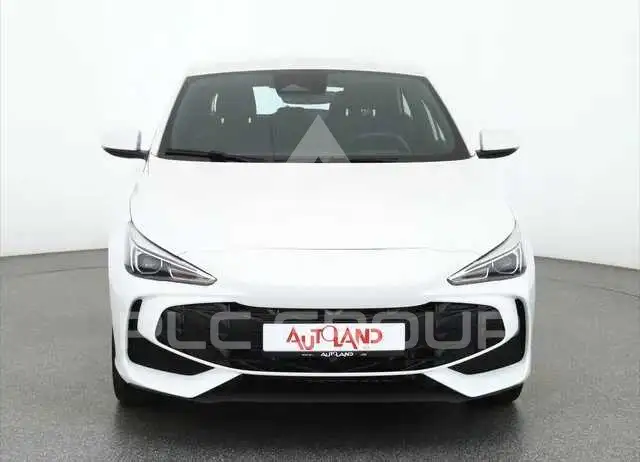 2025 MG MG3