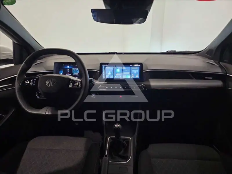 2025 MG MG3