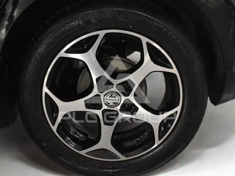 2025 MG MG3