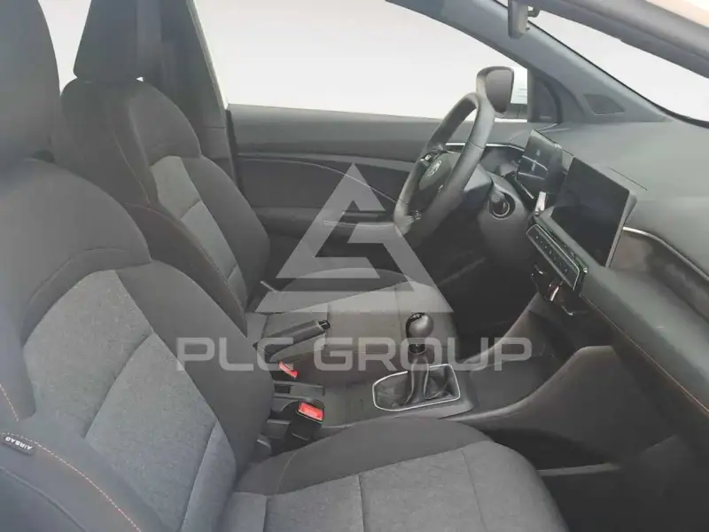 2025 MG MG3