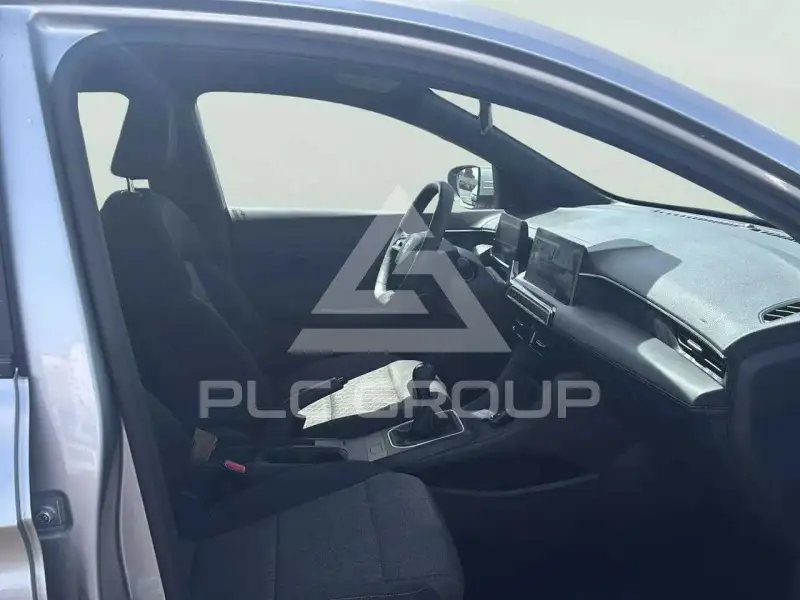 2025 MG MG3