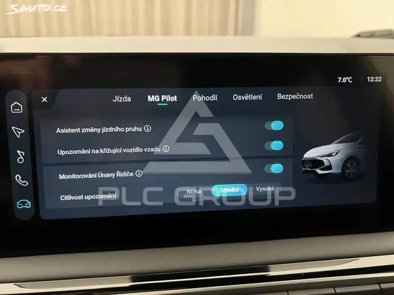 2025 MG MG3