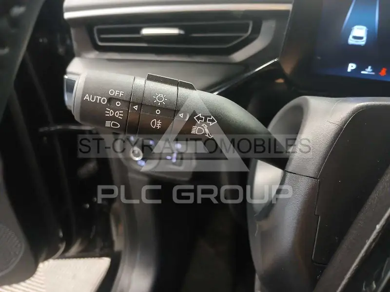 2025 MG MG3