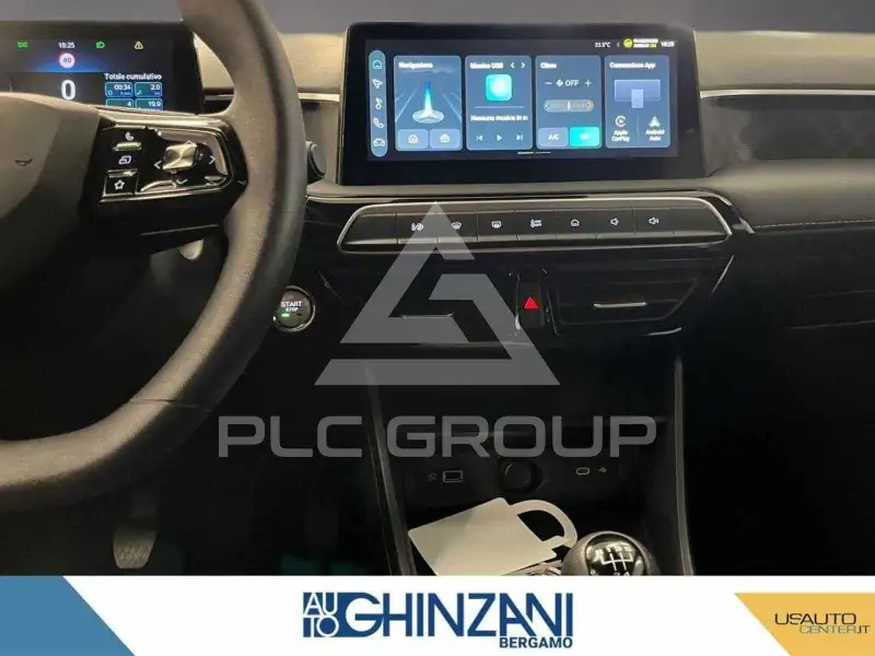 2025 MG MG3