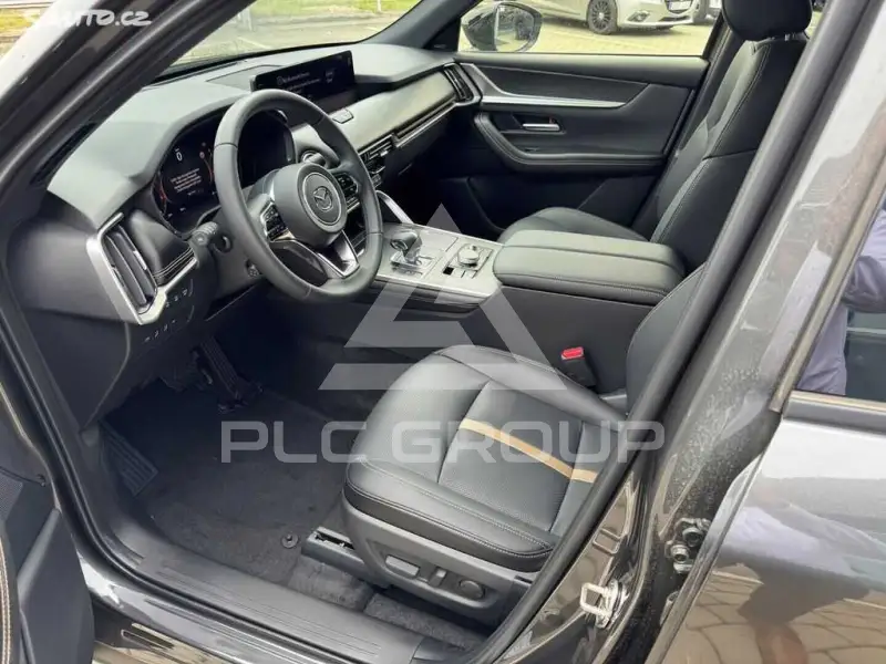 2025 Mazda CX