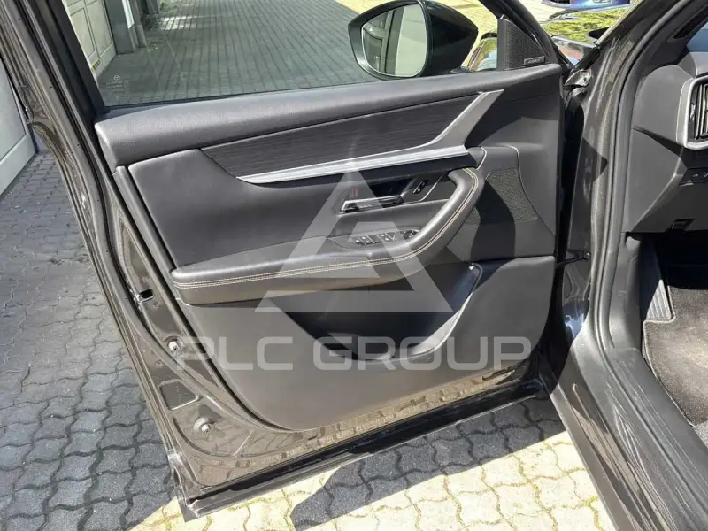 2025 Mazda CX