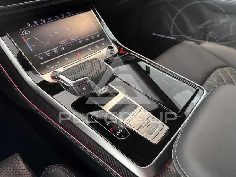 2025 Audi SQ7