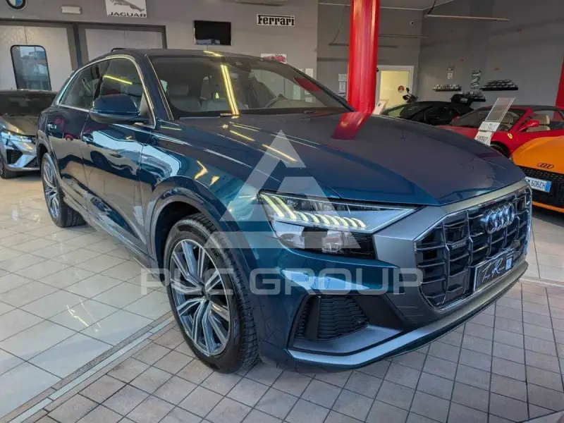 2025 Audi Q8