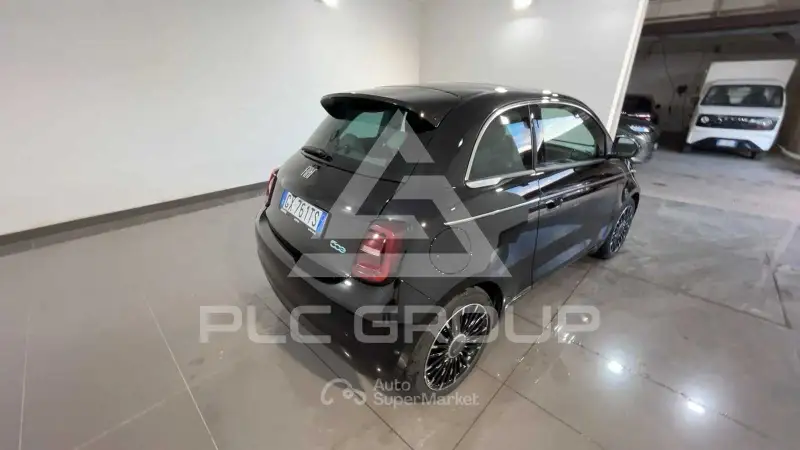 2025 Fiat 500