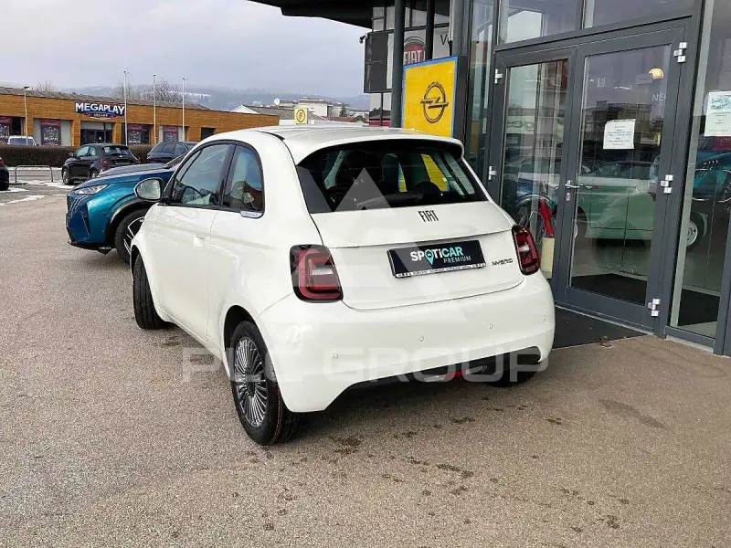 2025 Fiat 500