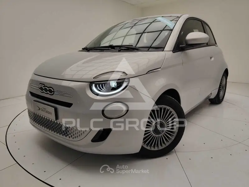 2025 Fiat 500