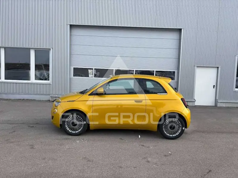 2025 Fiat 500