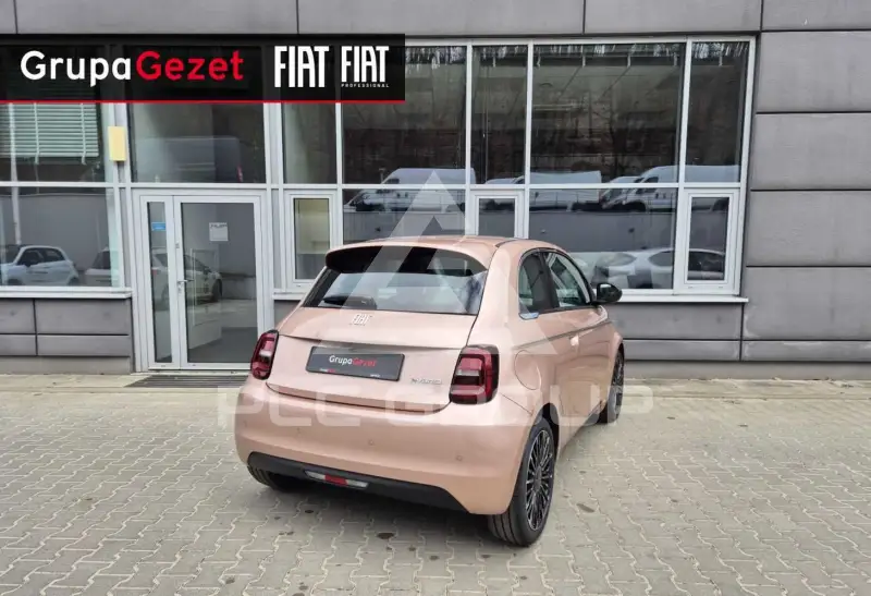2025 Fiat 500