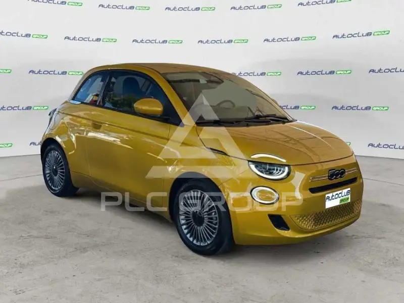 2025 Fiat 500