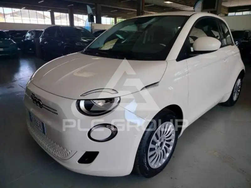 2025 Fiat 500