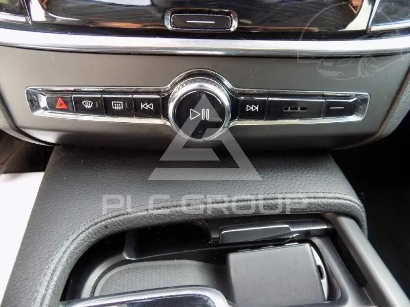 2025 Volvo S90